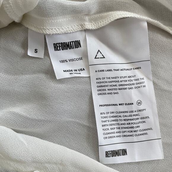 Reformation V-Neck Spaghetti Strap Tank Top in White - Size: Small - Picture 4 of 8